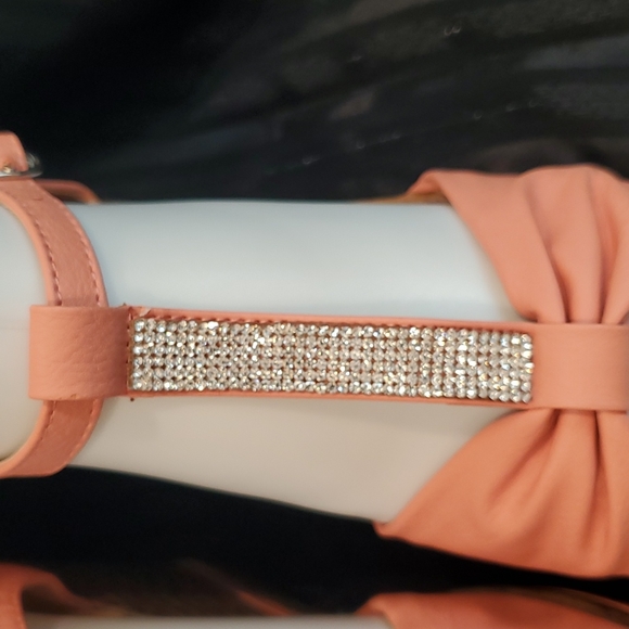 Belle Marie Coral Rhinestone 4" Wedge Sandal, sz 8.5 - Picture 8 of 10